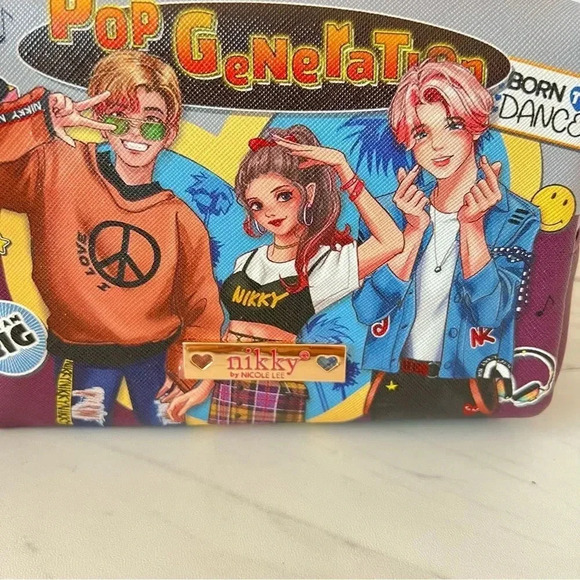 Nikky By Nicole Lee Cosmetic Pouch Bag Pop Generation Gray/Burgundy - Picture 3 of 9